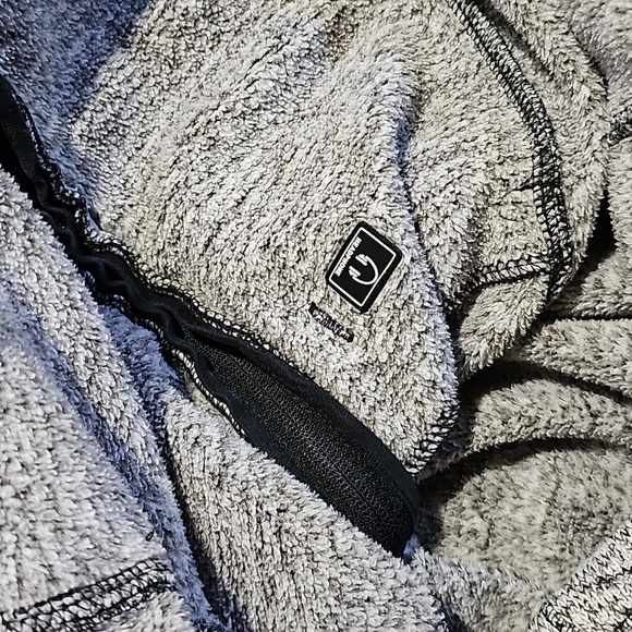 Calvin Klein Performance 1X silver and gray zip up coat - Picture 8 of 8